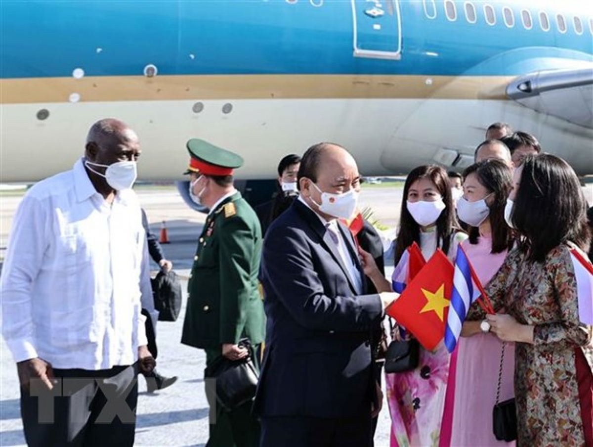 Le président Nguyen Xuan Phuc est arrivé à La Havane pour une visite officielle à Cuba